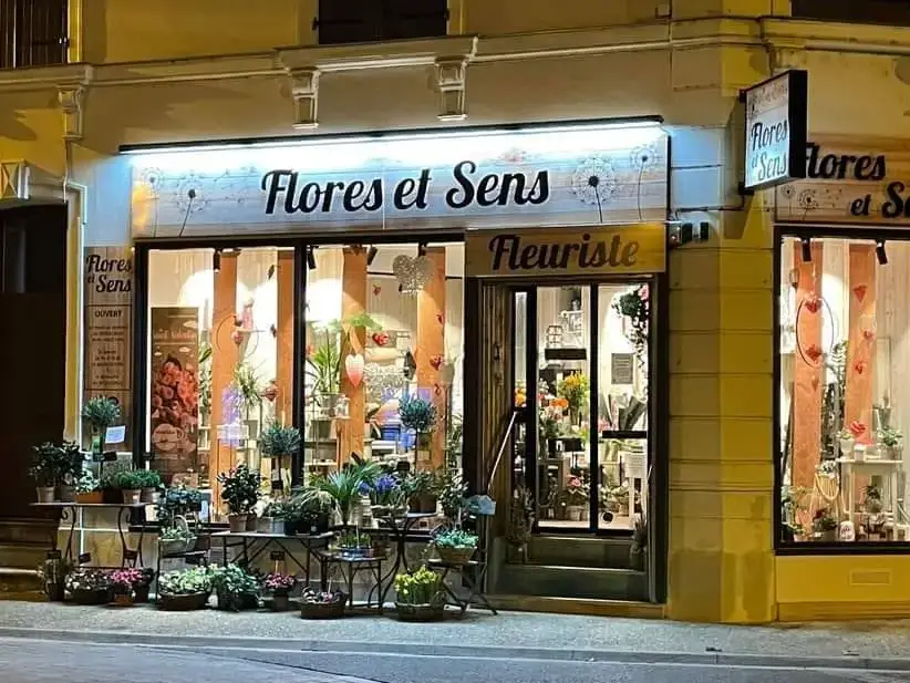 Boutique Flores et Sens au 7 rue de Paris 72160 Connerré